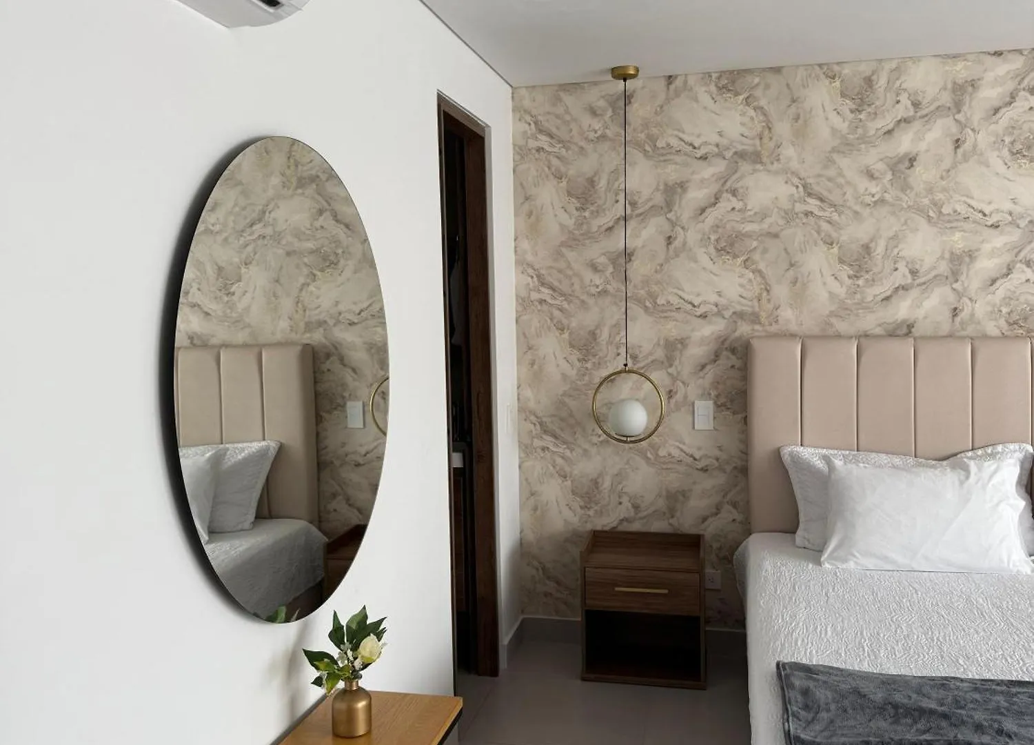 Lofts Medellin-Laureles 아파트 메딜린
