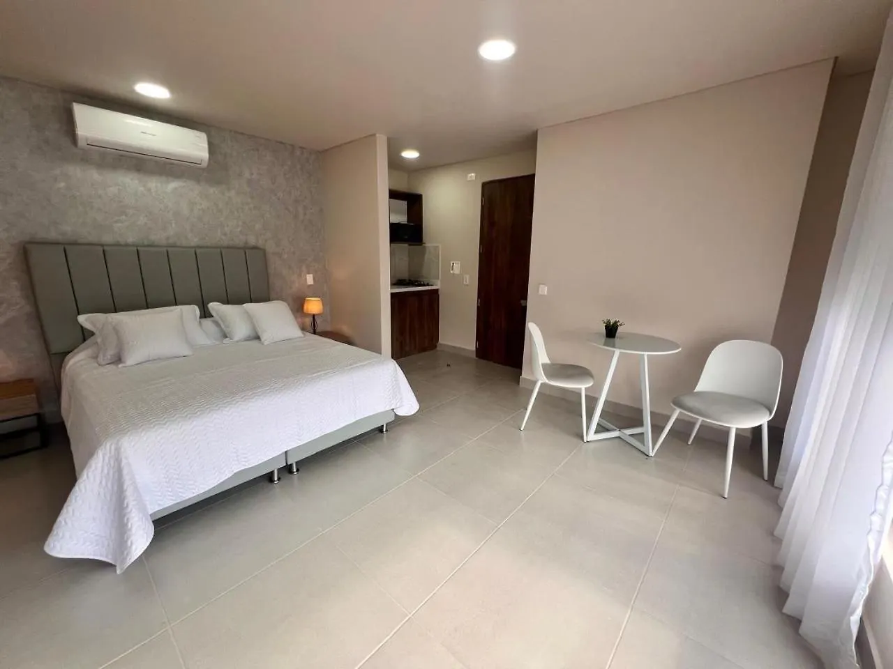 Lofts Medellin-Laureles 아파트 메딜린